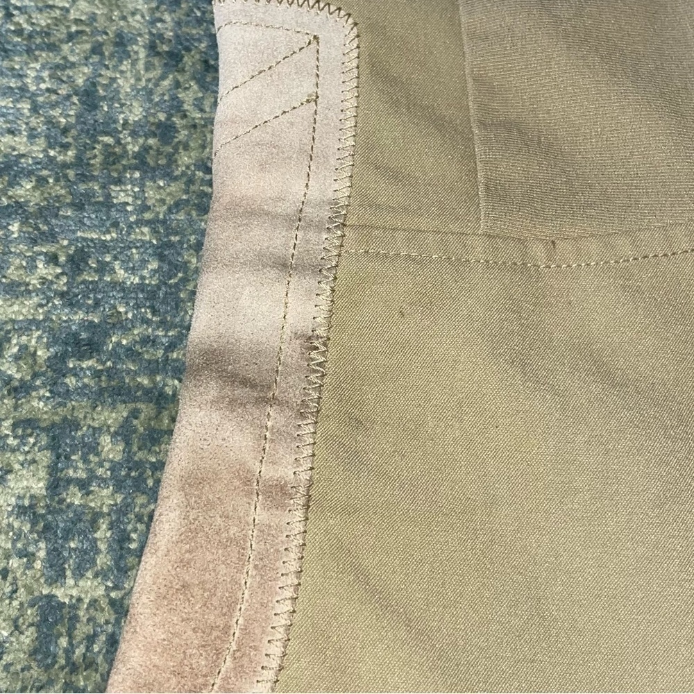 Ariat Riding Breeches 26R - Picture 6 of 7